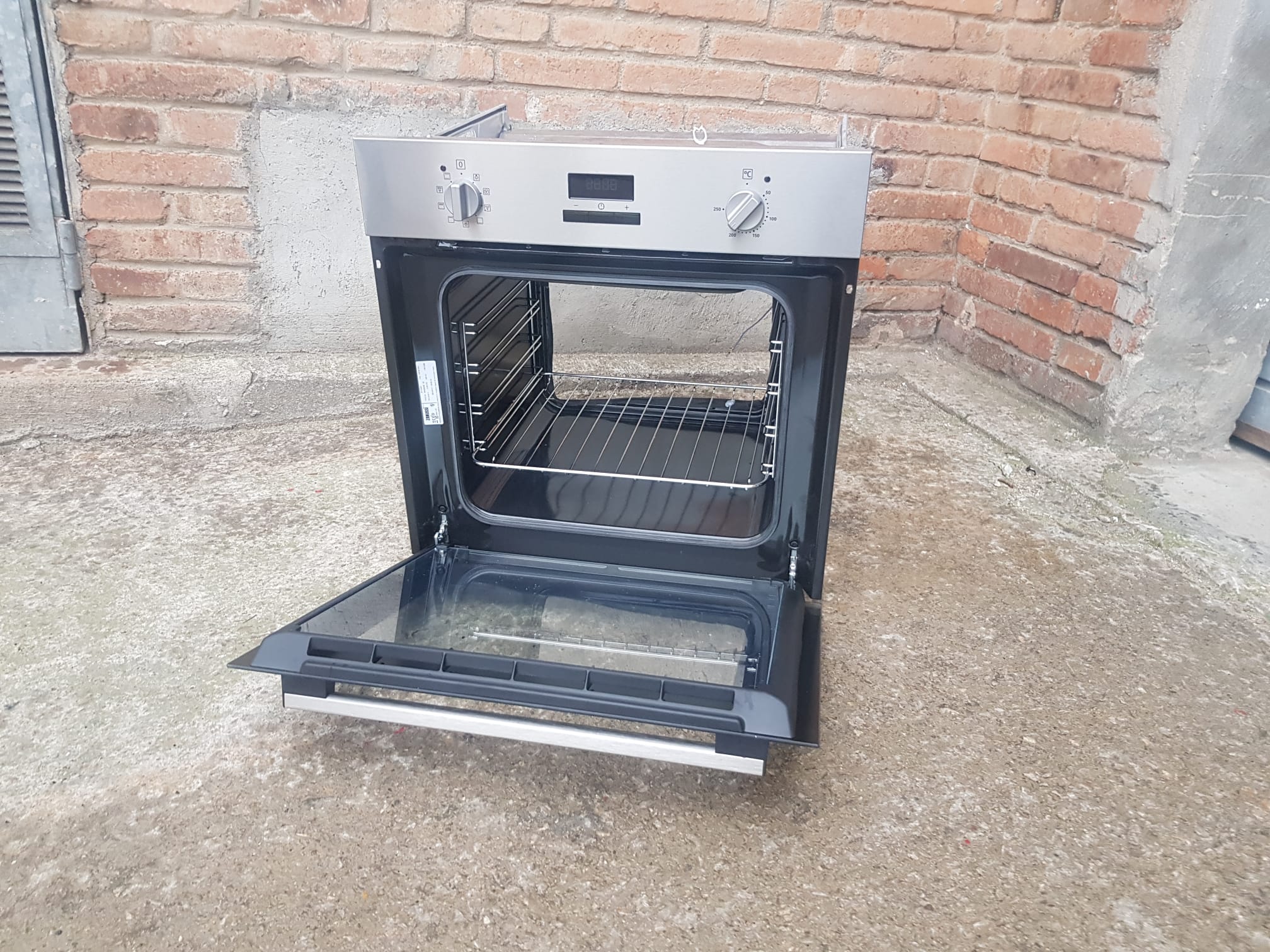 horno cocina parte posterior abierta 1u.